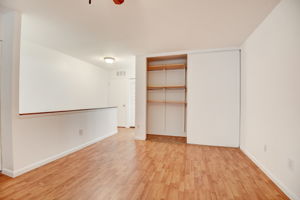 Woodhue Pl-029