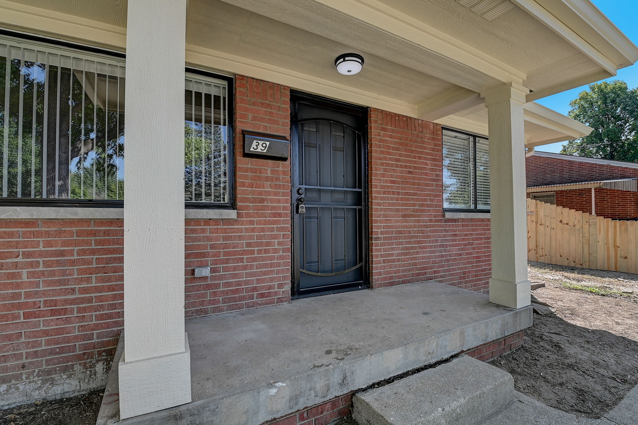  N Audubon Rd-005