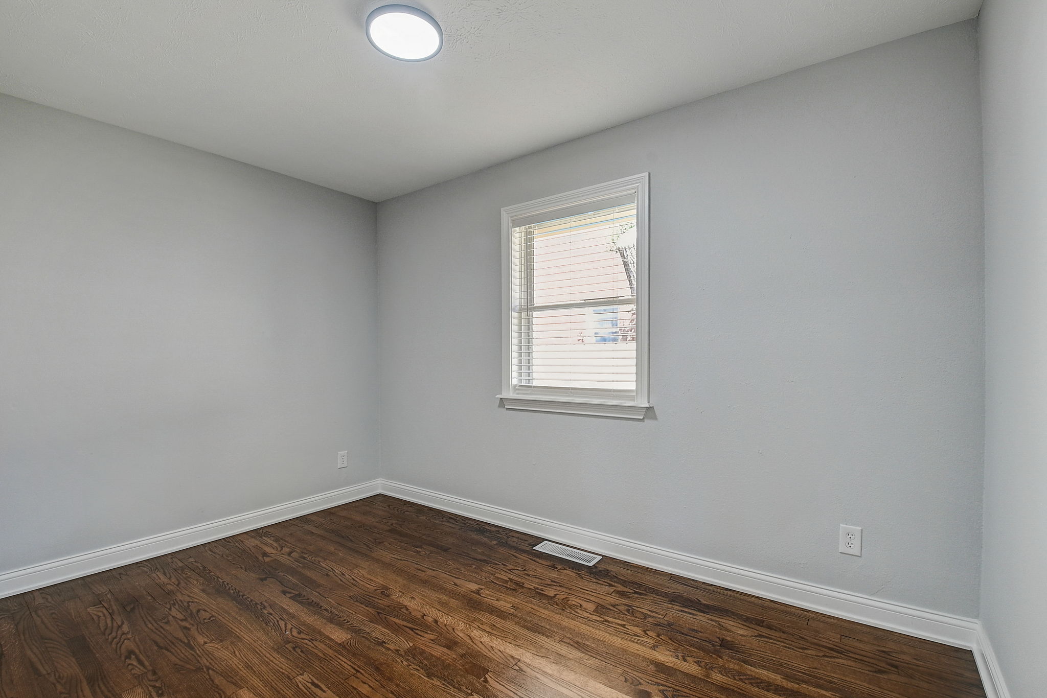 N Audubon Rd-023