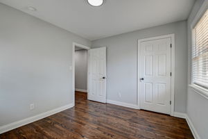  N Audubon Rd-030