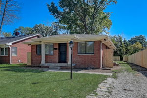  N Audubon Rd-002