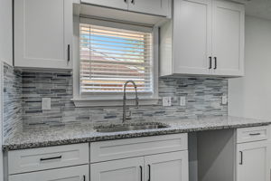  N Audubon Rd-016
