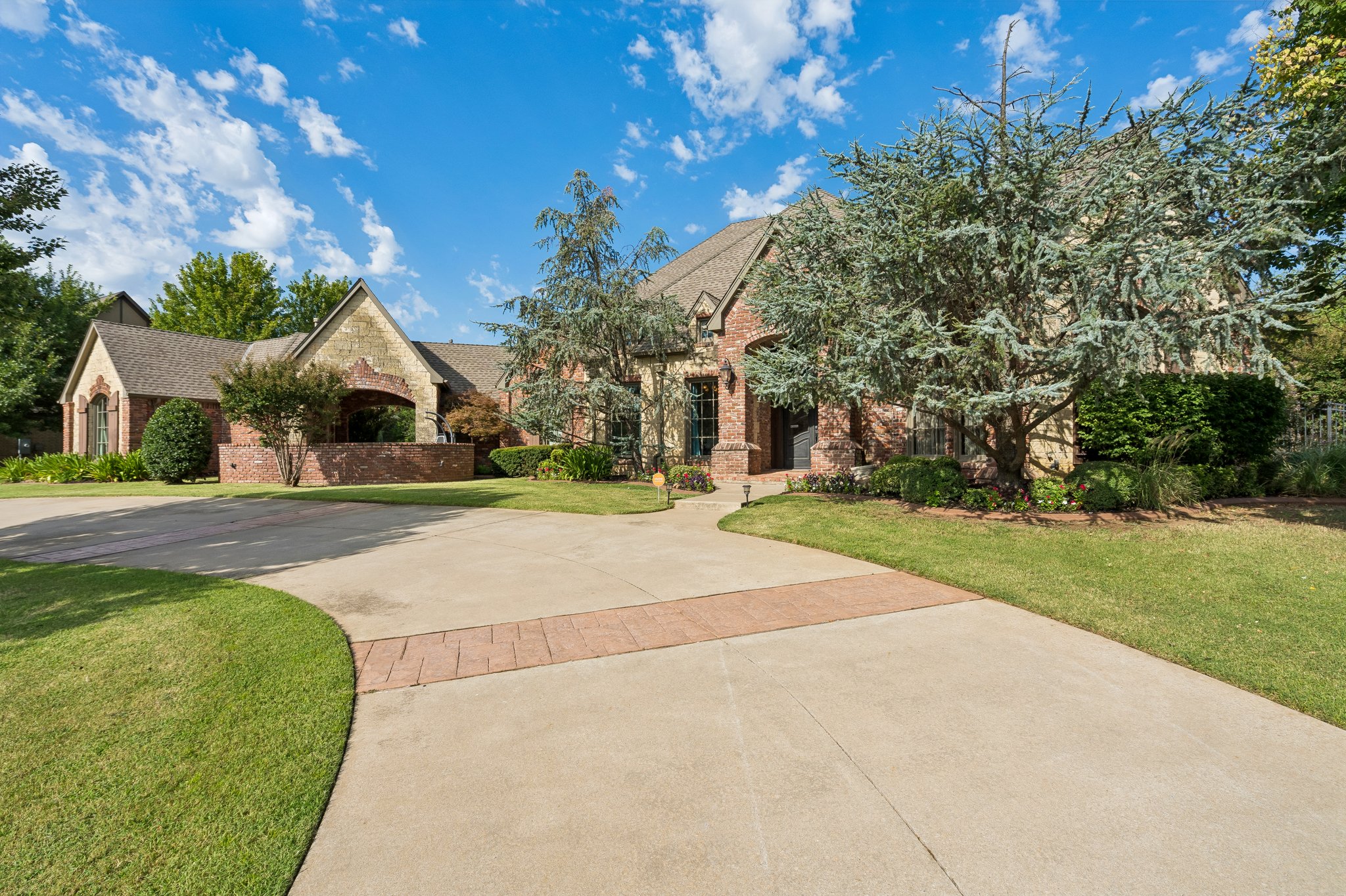 3917 Sherwood Green Ln_004.jpg
