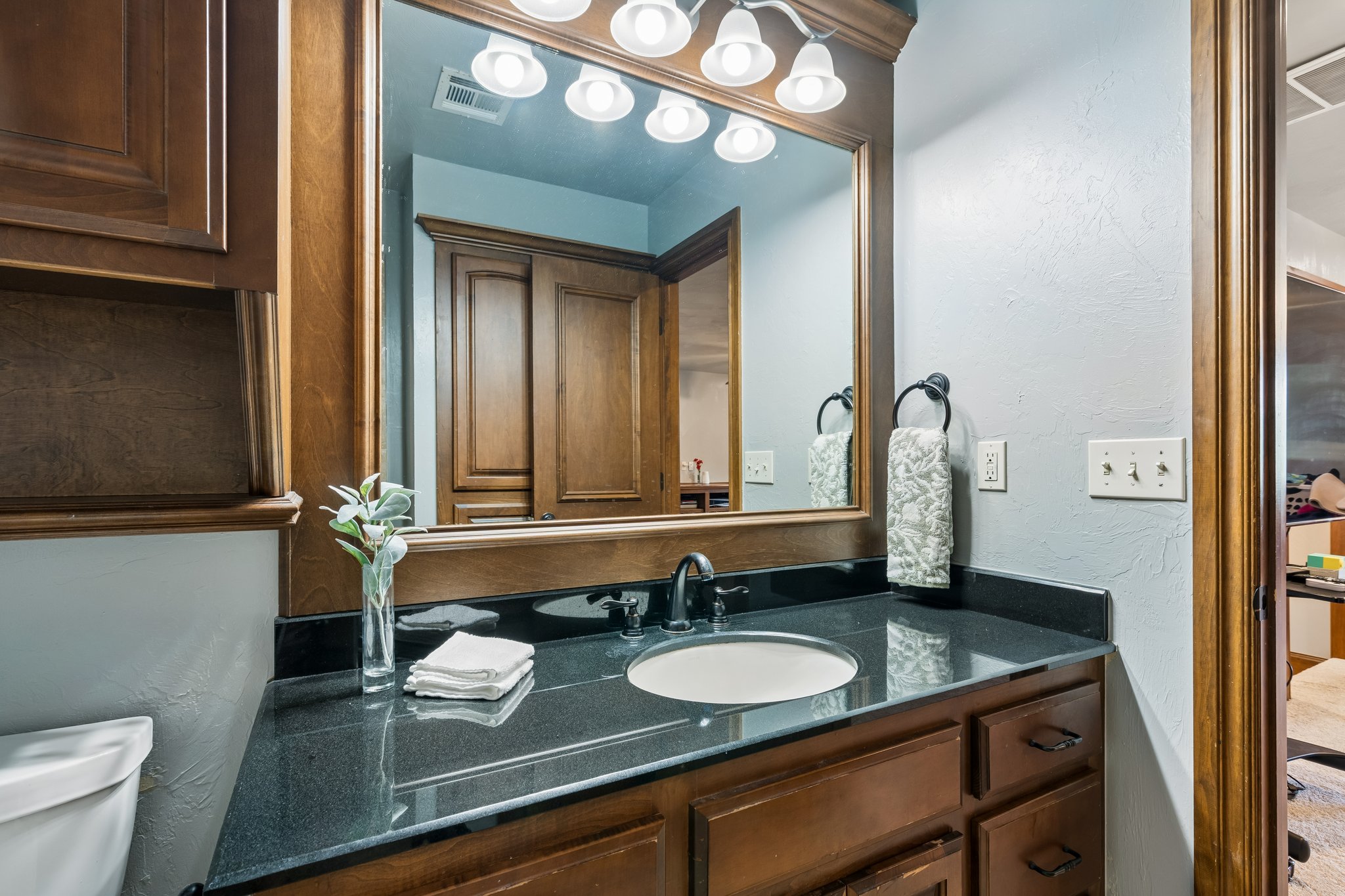 3917 Sherwood Green Ln_048.jpg