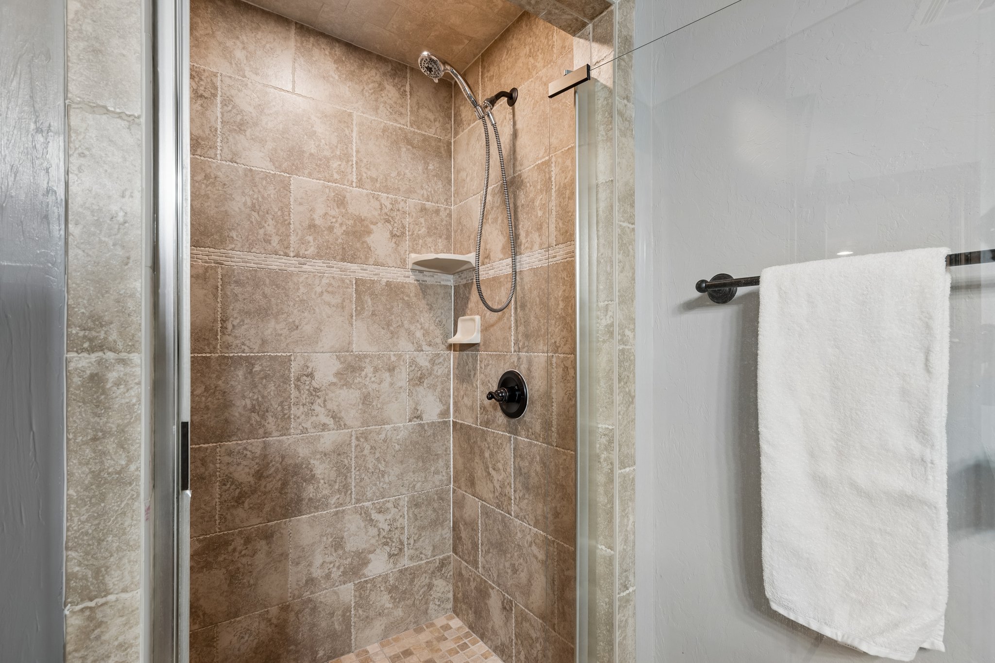 3917 Sherwood Green Ln_049.jpg