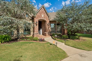 3917 Sherwood Green Ln_003.jpg