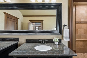 3917 Sherwood Green Ln_028.jpg