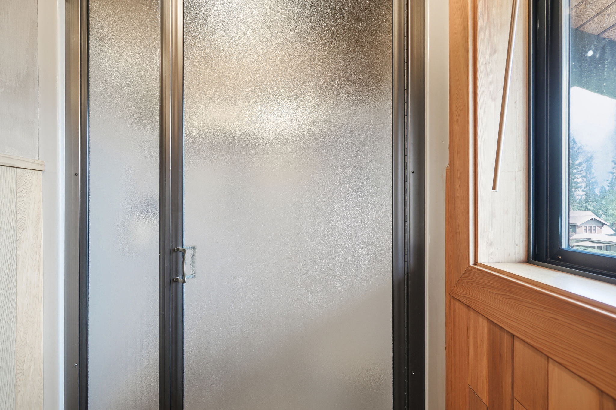  Photo 64