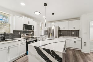 Dolfield Ave-S2507-009.jpg