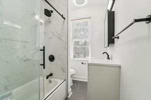 Dolfield Ave-S2507-020.jpg