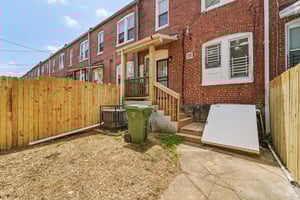 Dolfield Ave-S2507-028.jpg