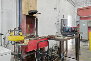  Photo 44