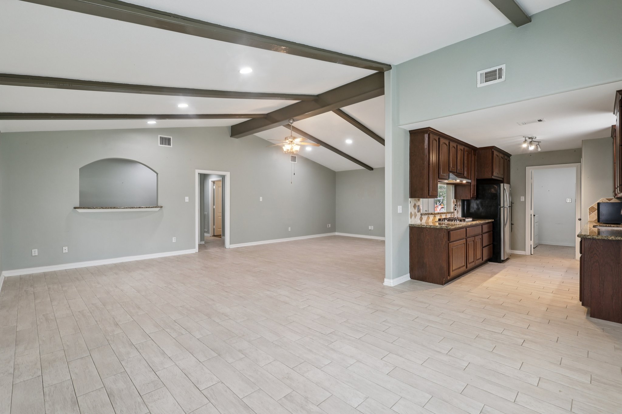 Galway Ln-S0203-010.jpg