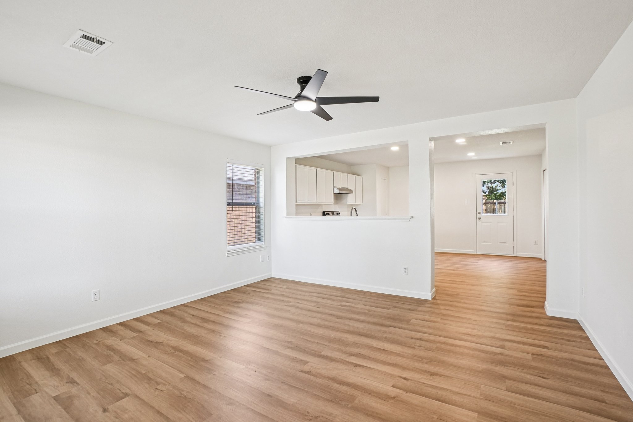 Gray Oak Pl-S1009-006.jpg