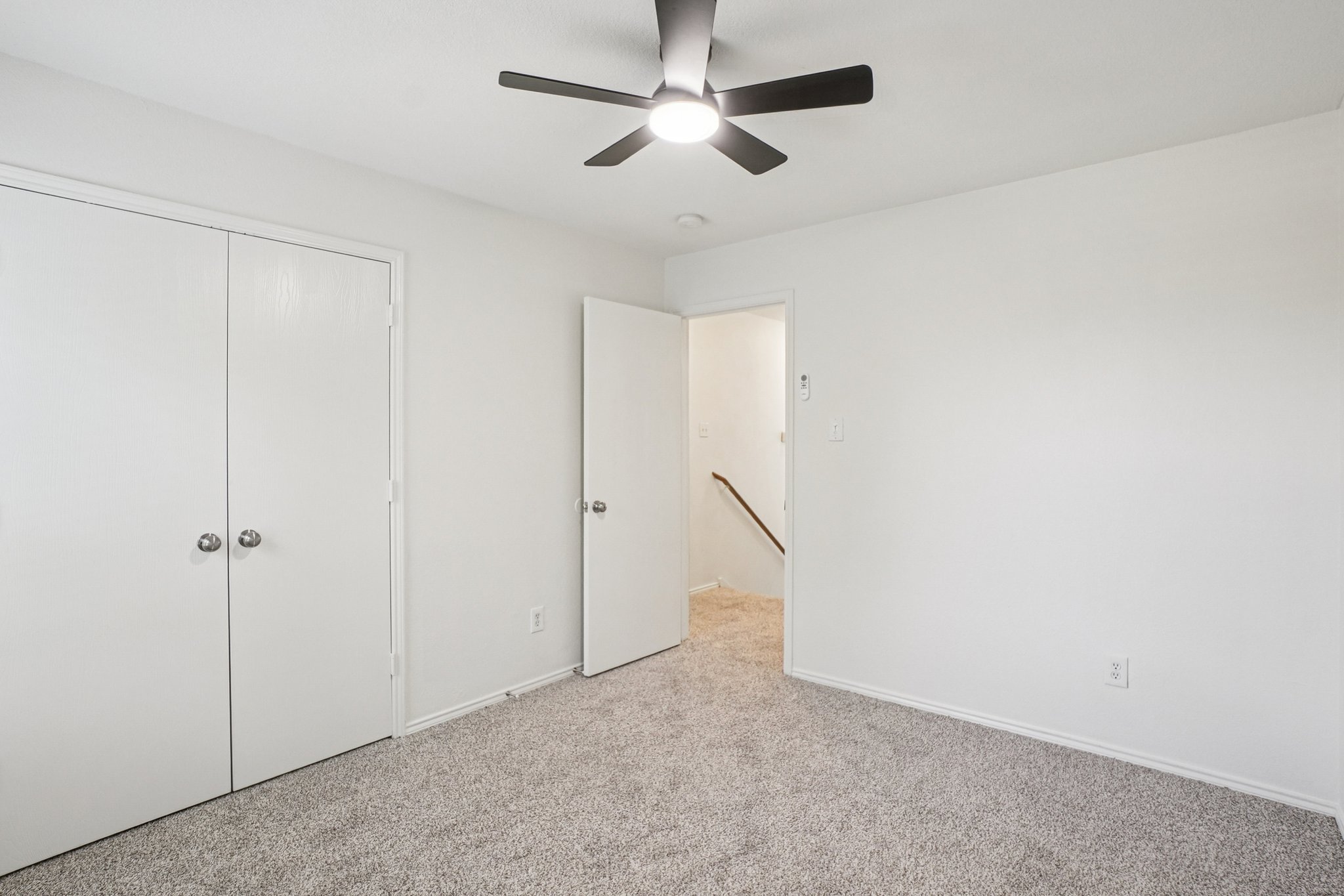 Gray Oak Pl-S1009-022.jpg