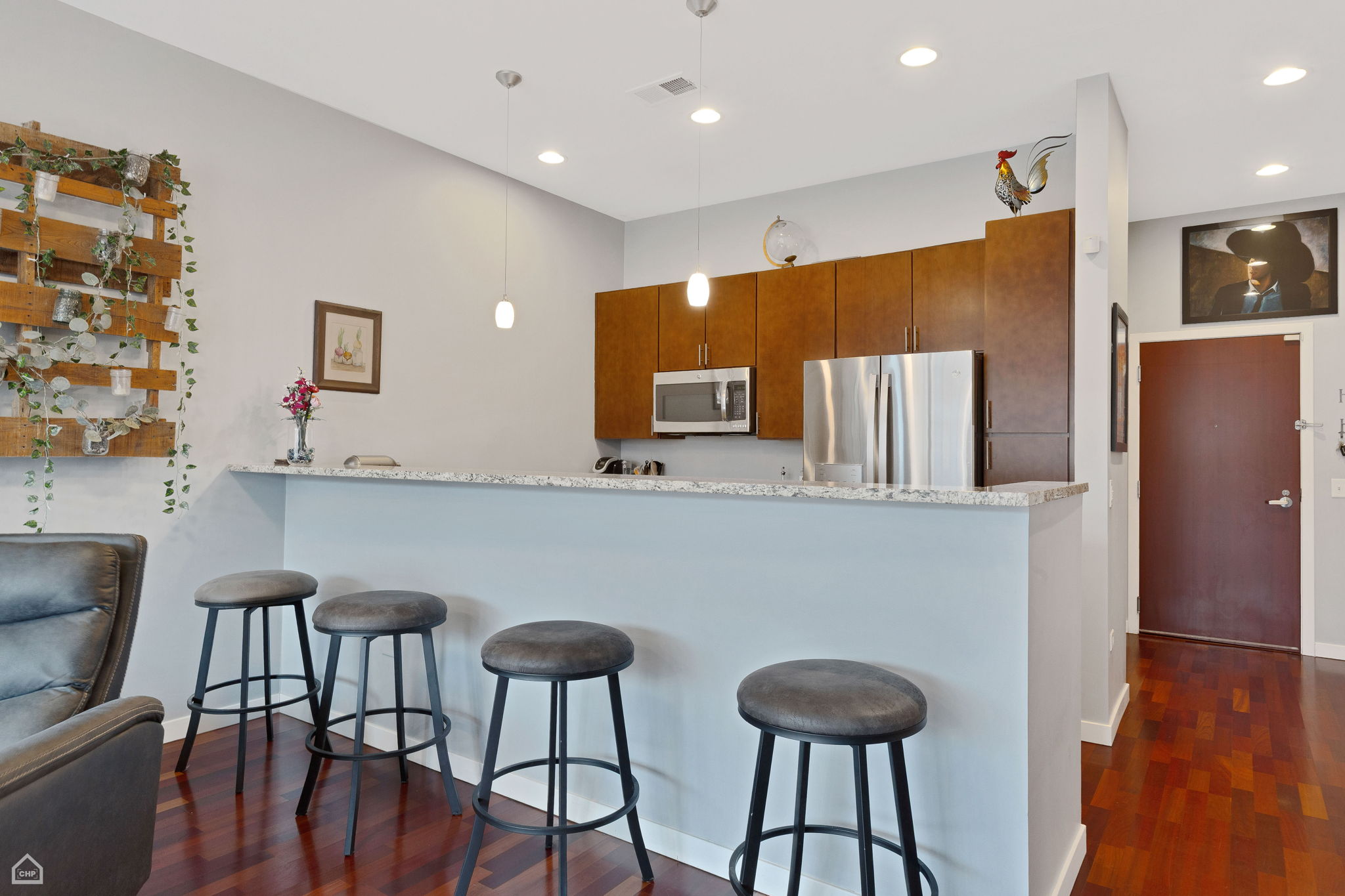 3920 N Sheridan Rd 304_011