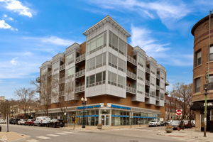 3920 N Sheridan Rd 304_001