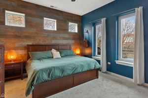 3920 N Sheridan Rd 304_015