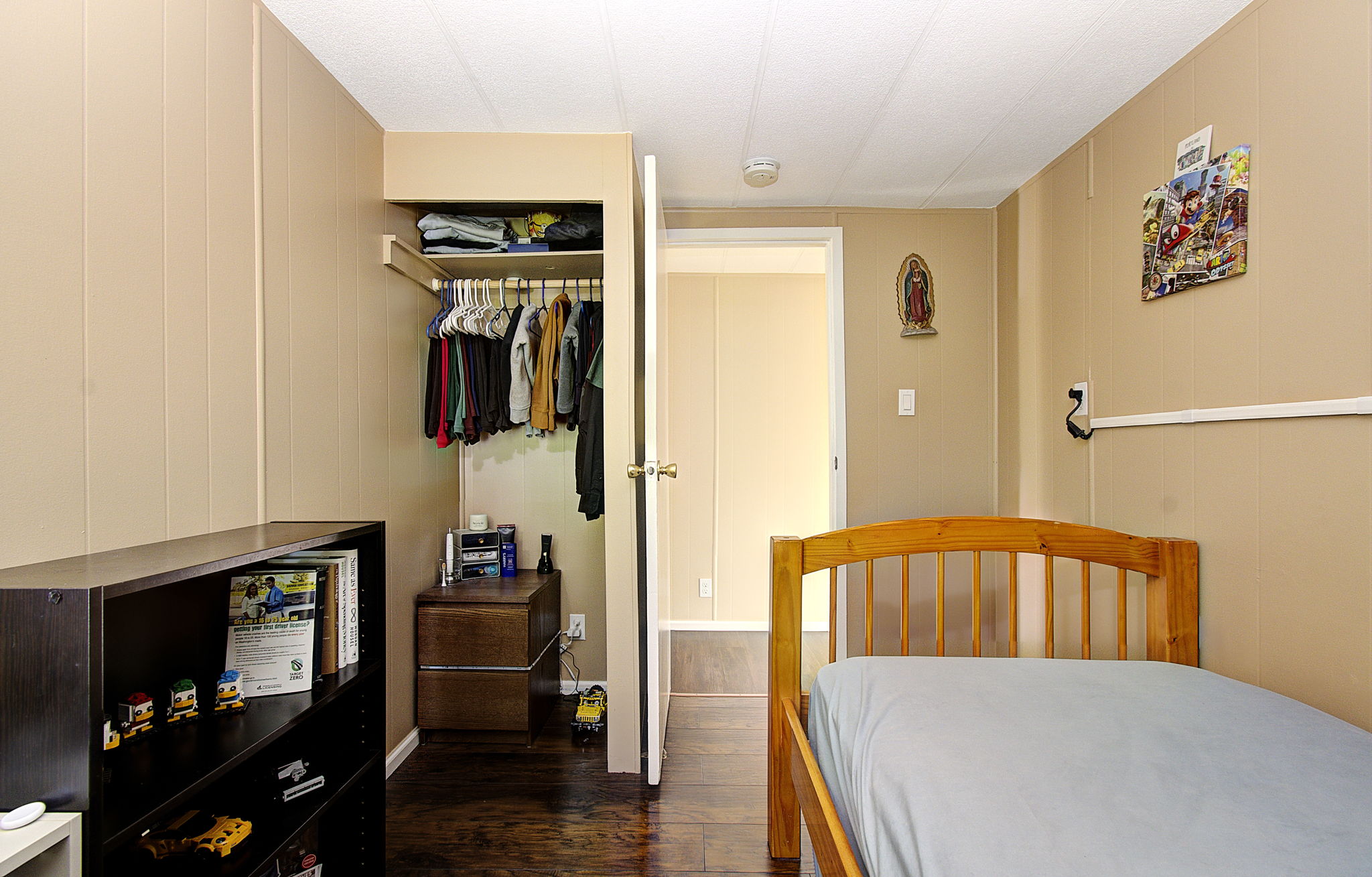  Photo 18