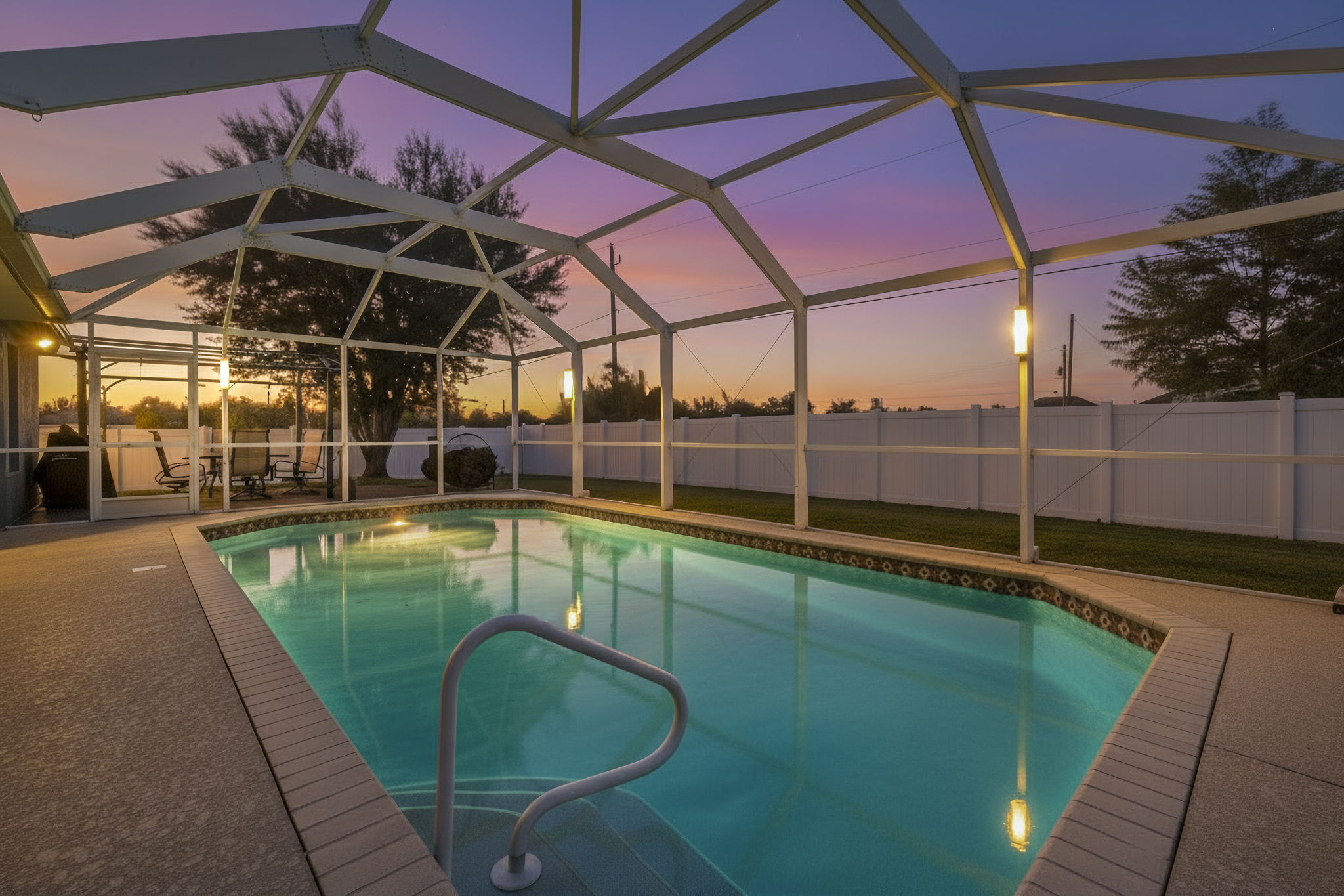 Pool 4 of 5 - Dusk - r