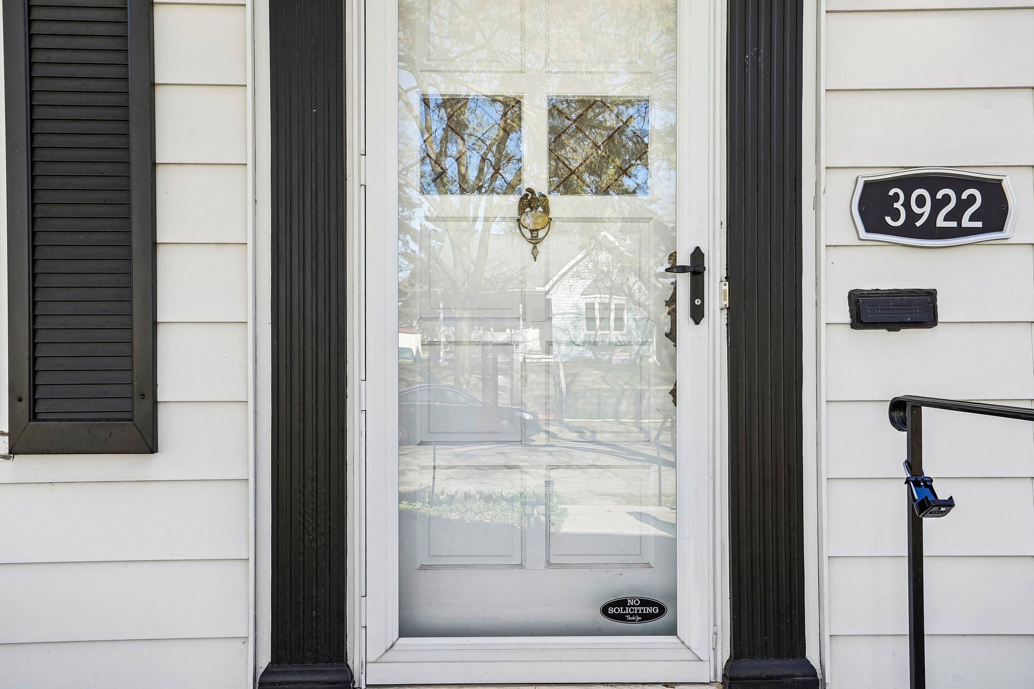 N Washburn Ave-S2504-003.jpg