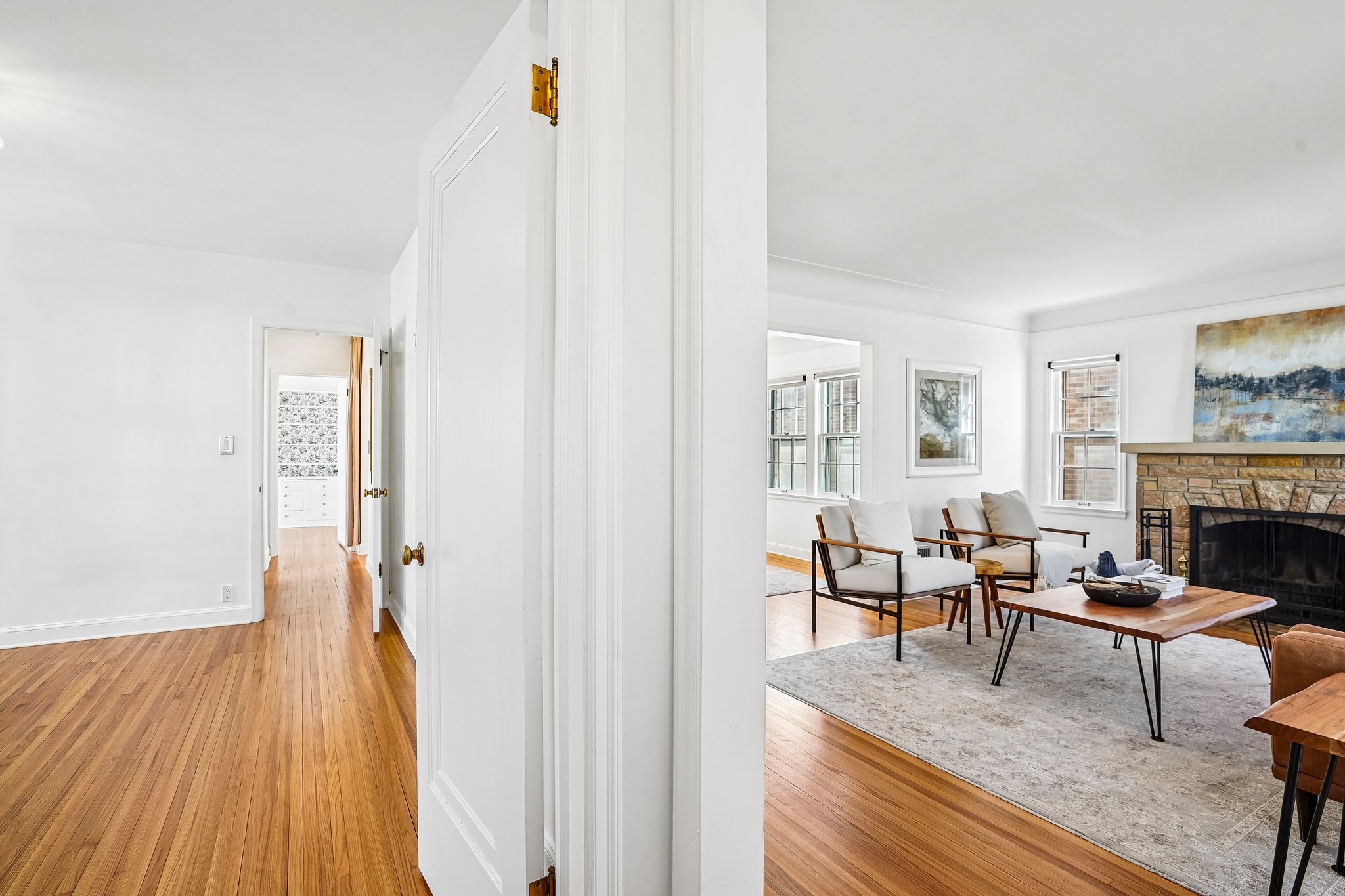 N Washburn Ave-S2504-005.jpg