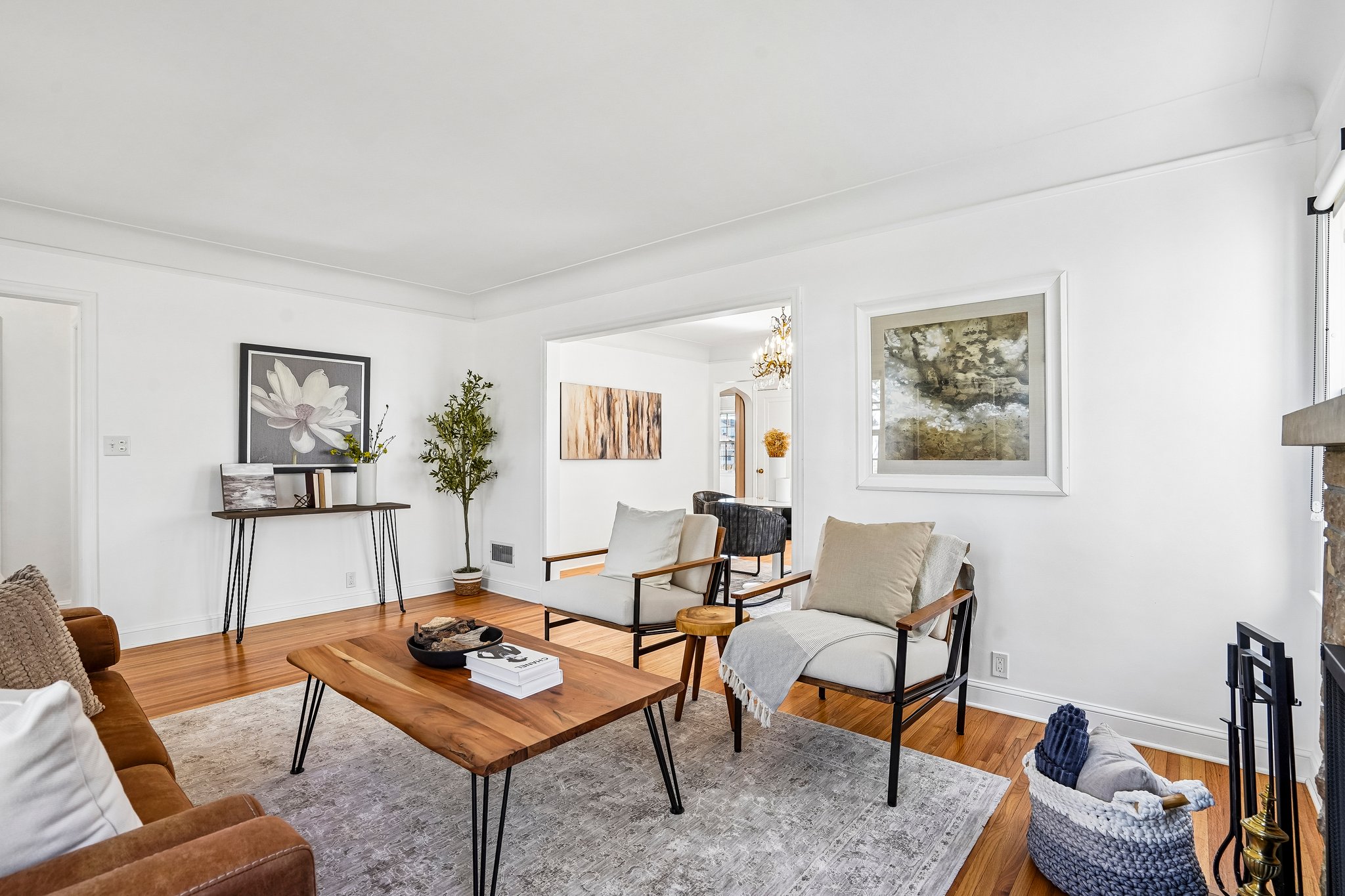 N Washburn Ave-S2504-007.jpg