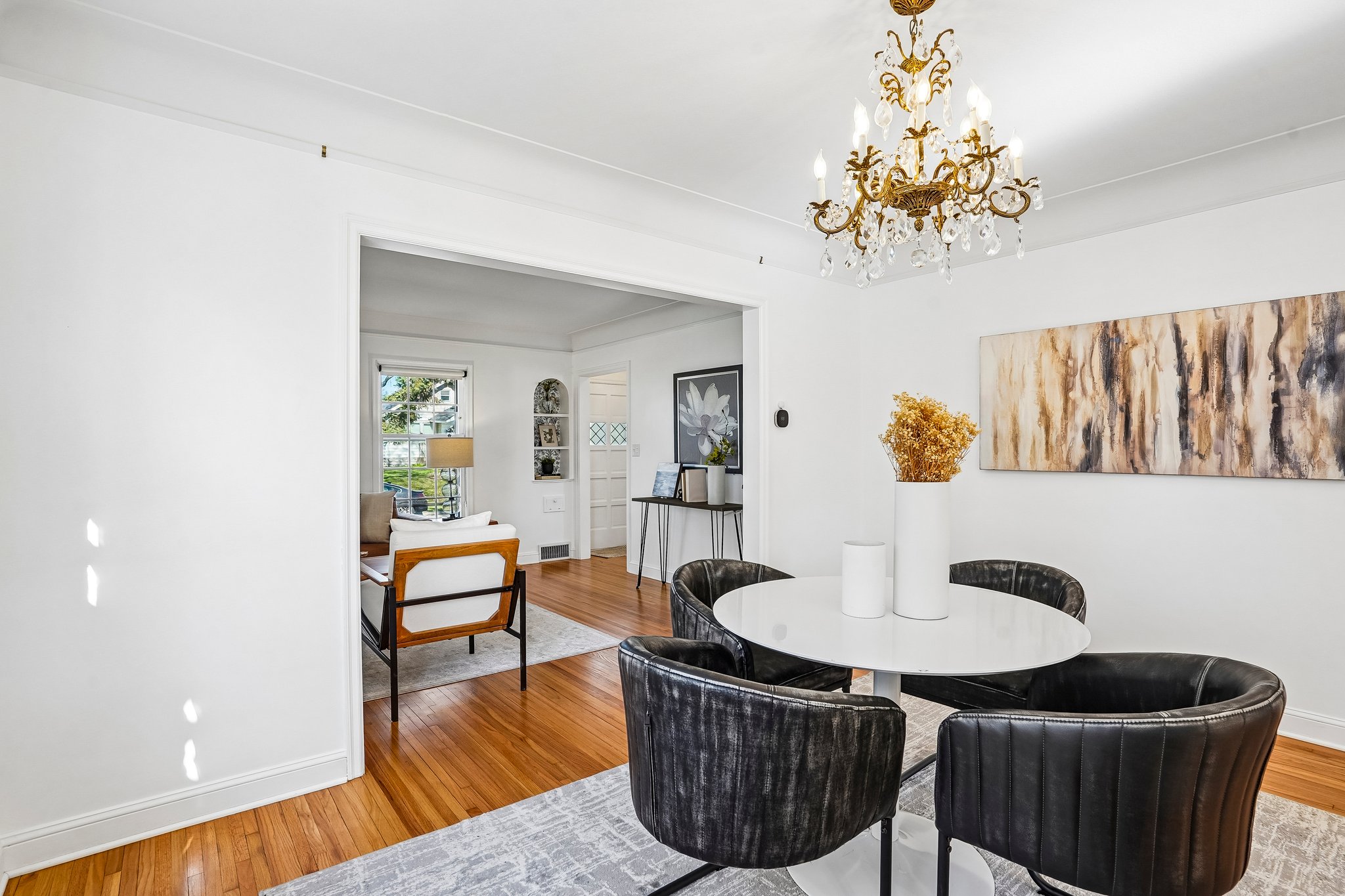 N Washburn Ave-S2504-013.jpg