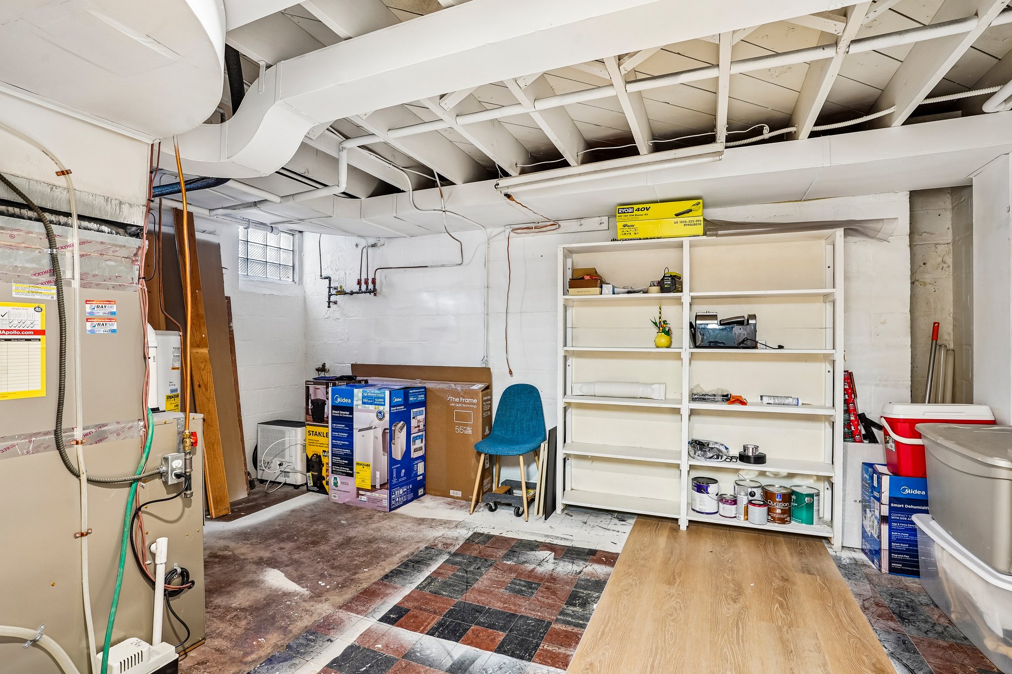 N Washburn Ave-S2504-046.jpg