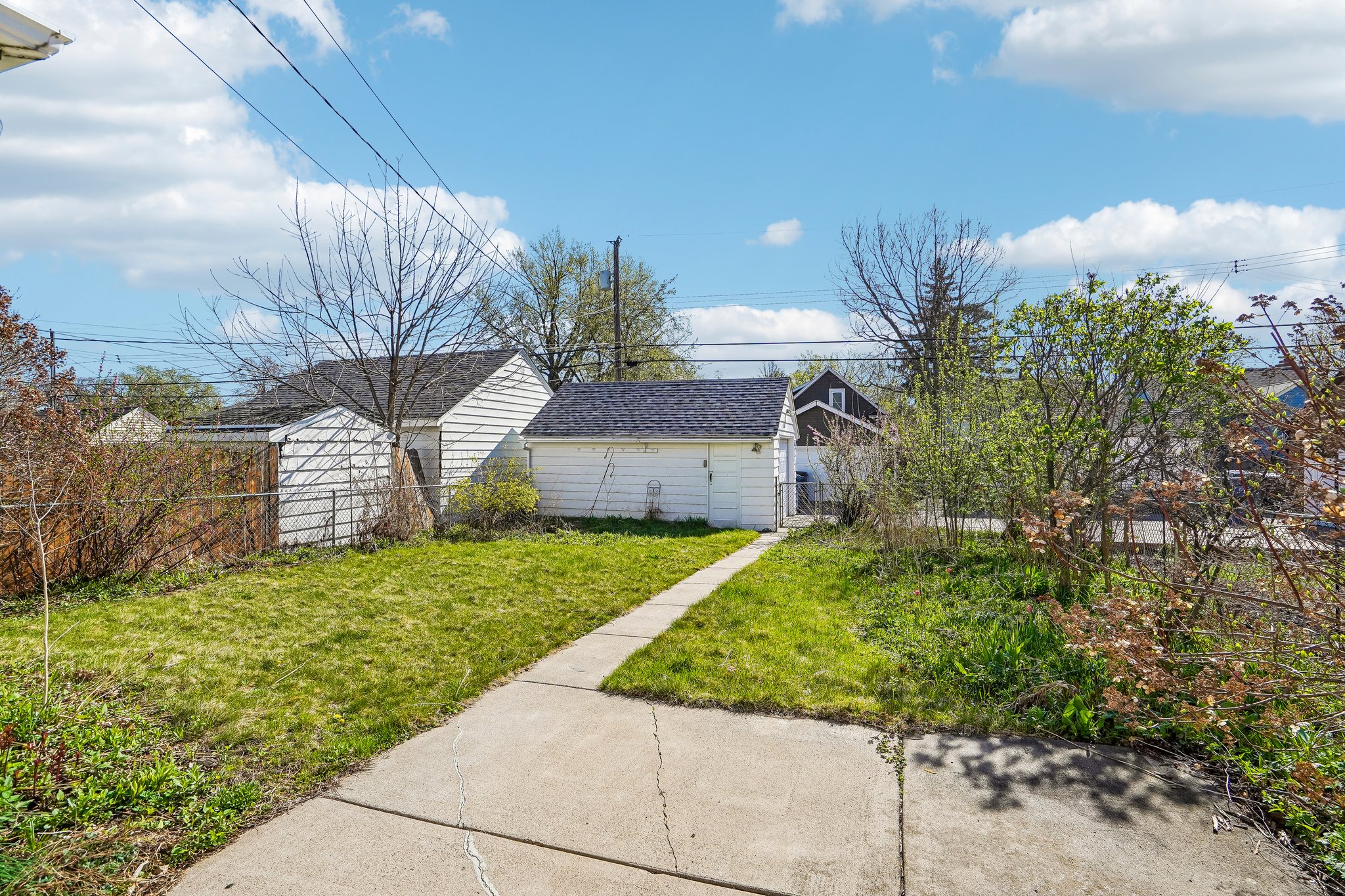 N Washburn Ave-S2504-051.jpg