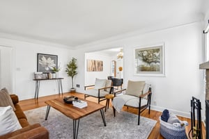 N Washburn Ave-S2504-007.jpg