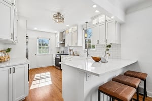 N Washburn Ave-S2504-015.jpg