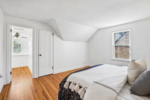 N Washburn Ave-S2504-035.jpg