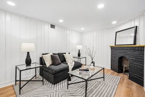 N Washburn Ave-S2504-038.jpg