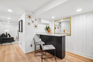 N Washburn Ave-S2504-040.jpg