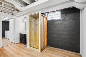 N Washburn Ave-S2504-045.jpg