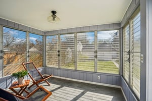 N Washburn Ave-S2504-050.jpg