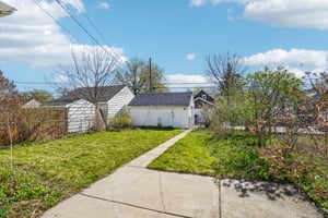 N Washburn Ave-S2504-051.jpg