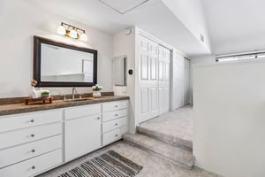 3922 Voltaire St-S1407 - 018.jpg