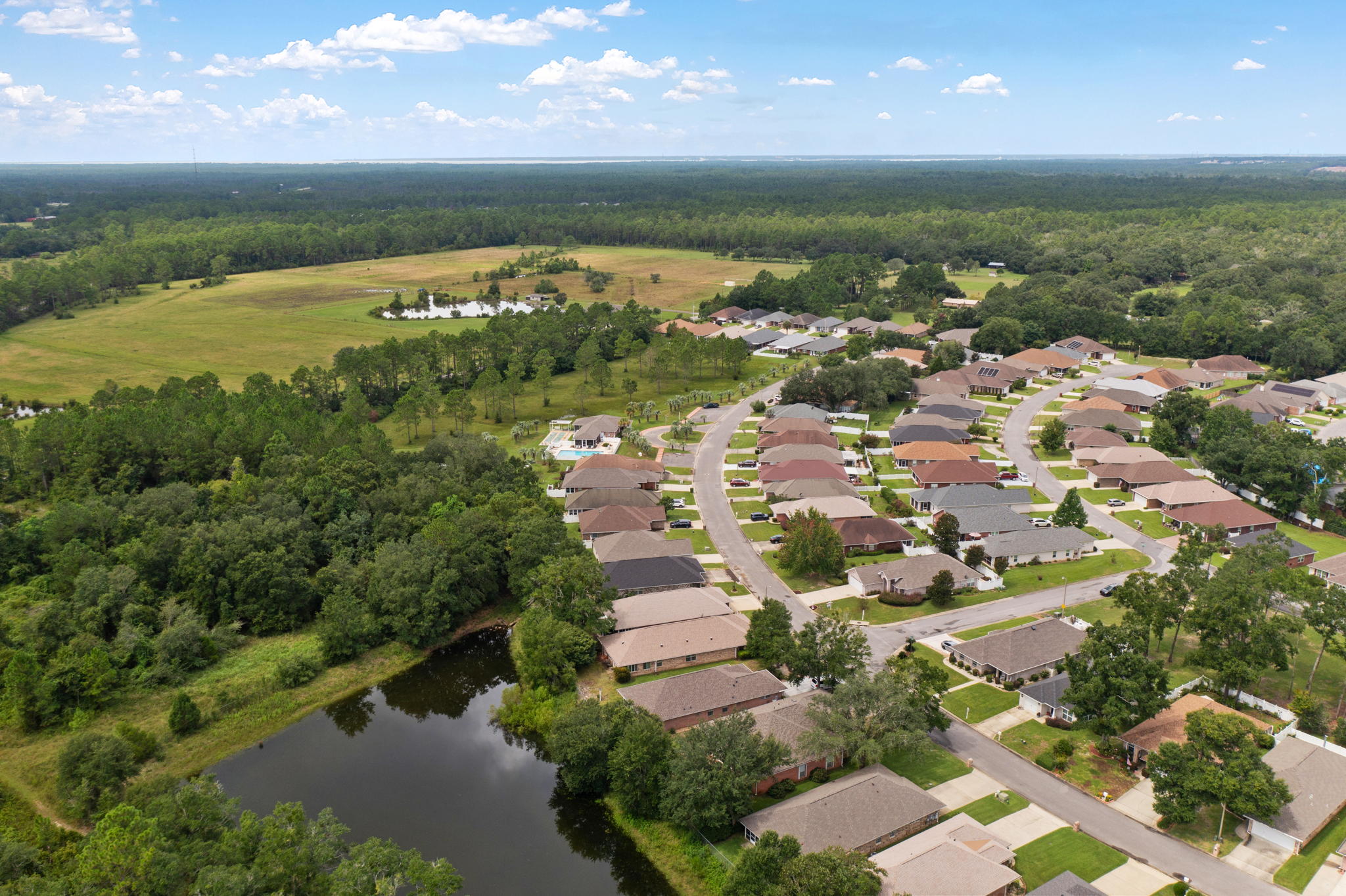 3922 Windsor Castle Blvd, Milton, FL 32583 Riptide Media