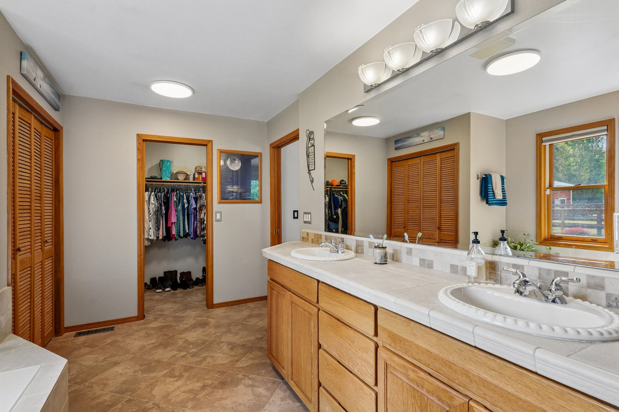 200th Ave SE-S1408-037.jpg