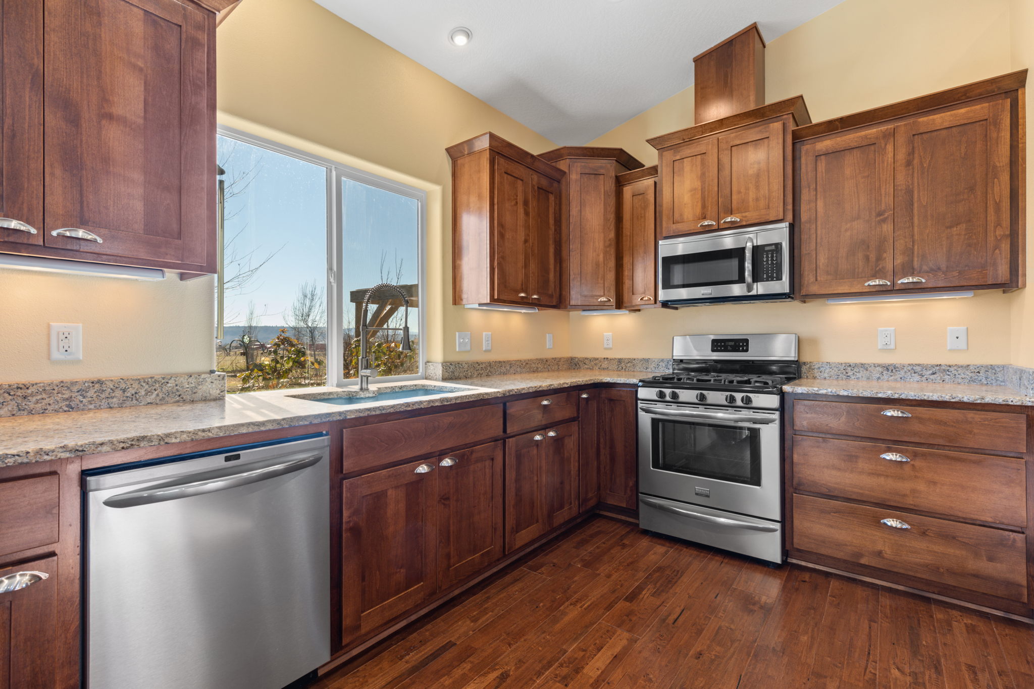 3923 Beagle Rd, White City, OR 97503, USA Photo 16