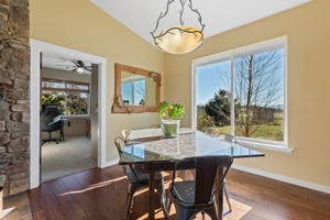 3923 Beagle Rd, White City, OR 97503, USA Photo 10