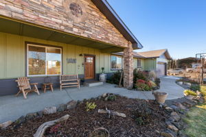 3923 Beagle Rd, White City, OR 97503, USA Photo 3