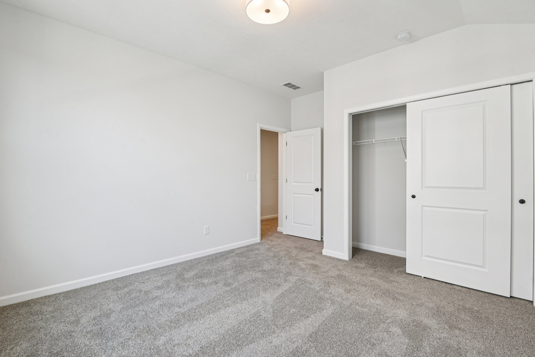 Holly Brk Dr-S2201-041.jpg