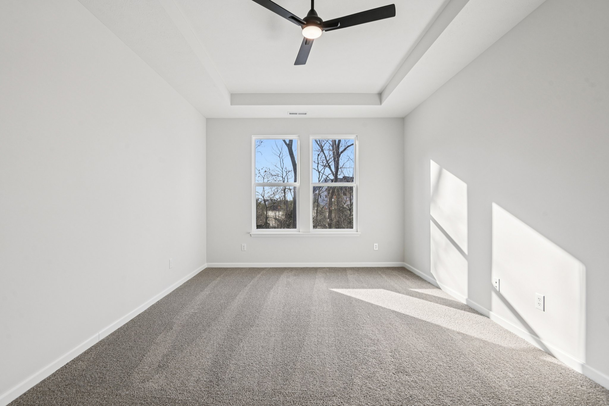 Holly Brk Dr-S2201-045.jpg