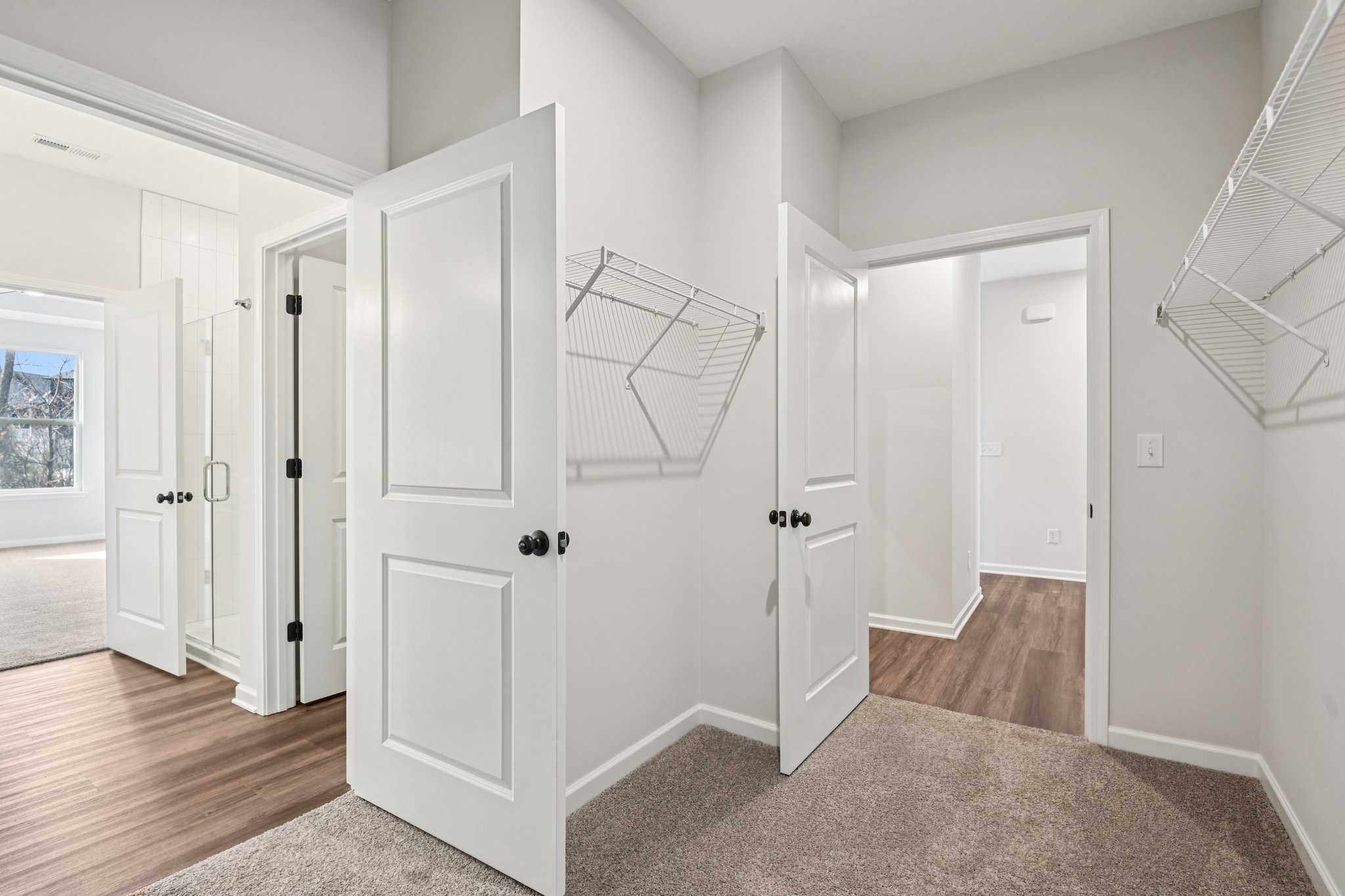 Holly Brk Dr-S2201-054.jpg