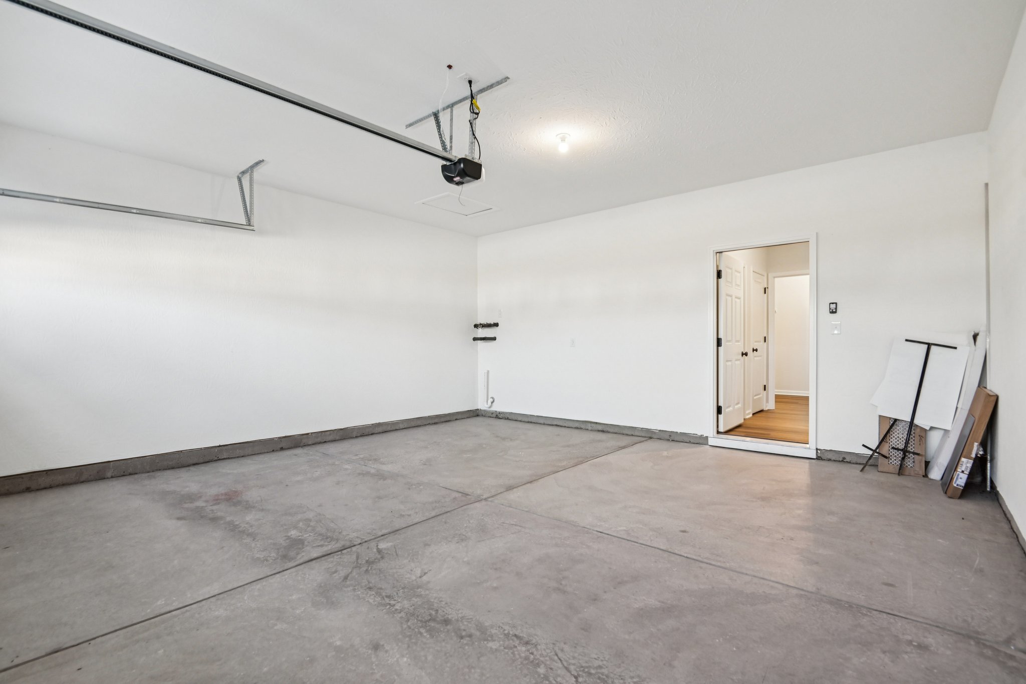 Holly Brk Dr-S2201-056.jpg