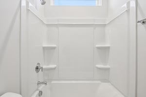 Holly Brk Dr-S2201-043.jpg