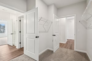 Holly Brk Dr-S2201-054.jpg